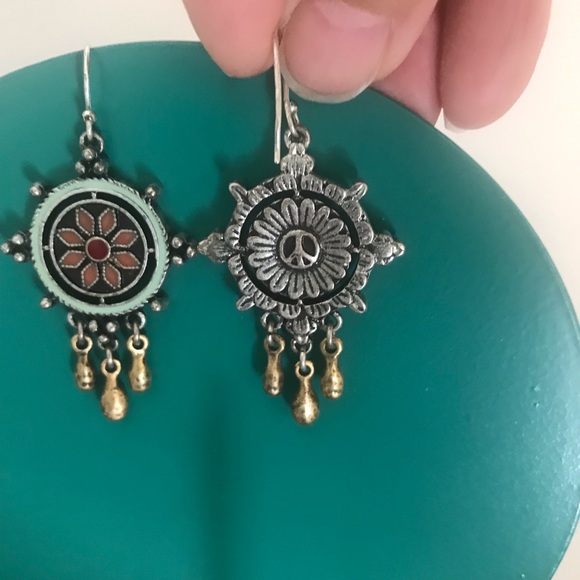 Flower Design Dangle Earrings for Pierced Ears - Picture 2 of 2